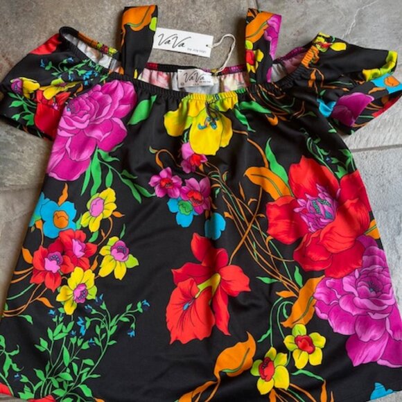 VaVa by Joy Han Vivid Floral Print Puff Sleeve Sexy Cold Shoulder Top Size M - Picture 2 of 10
